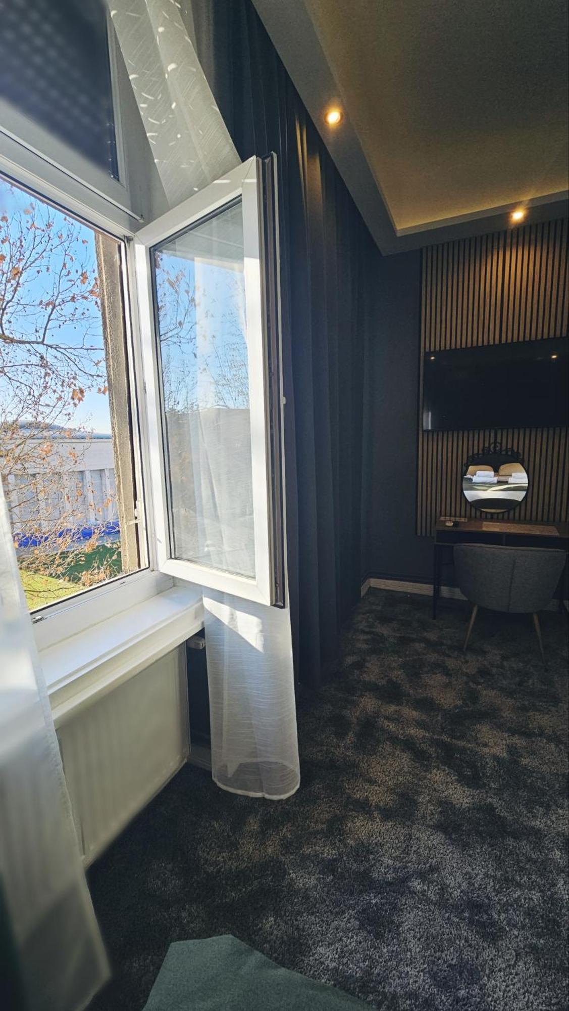 B&B President Zagreb Bagian luar foto